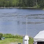 I Egen Bolig Naer Togstasjonen, 30 Min Til Oslo Og Gardermoen Flyplass Maison d'hôtes