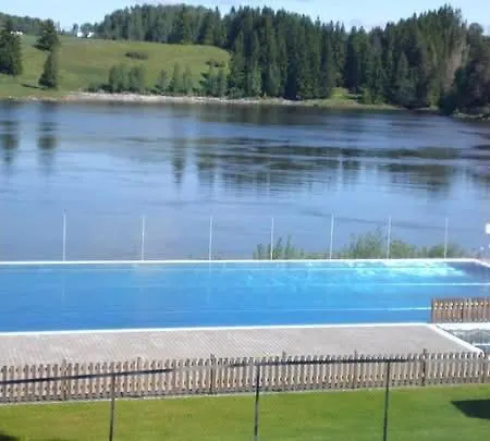 I Egen Bolig Naer Togstasjonen, 30 Min Til Oslo Og Gardermoen Flyplass Pensión 3*