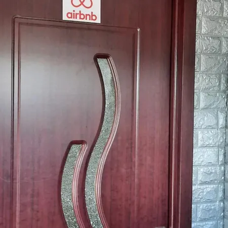 I Egen Bolig Naer Togstasjonen, 30 Min Til Oslo Og Gardermoen Flyplass 3*